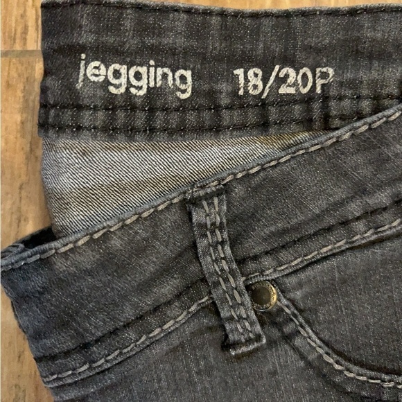 Avenue-women’s Jeggings - Picture 4 of 6